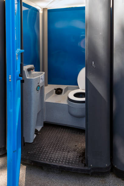 Best Portable restroom trailer rental  in Lake Ridge, VA